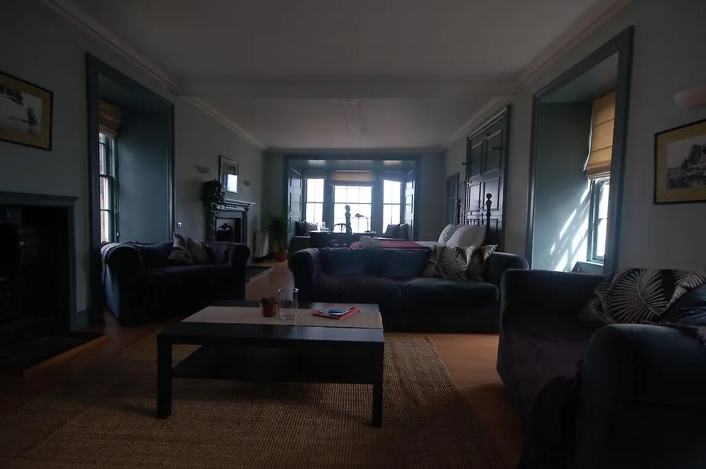 High St Flat Apartment Edinburgh 0*,  United Kingdom